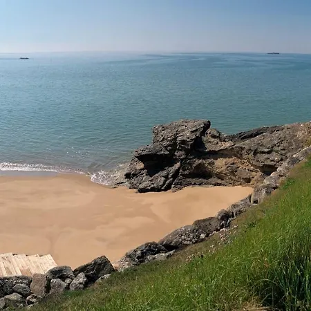 別荘 Les Gites De Pen-be, Longere En Pierre A 20 M De La Assérac